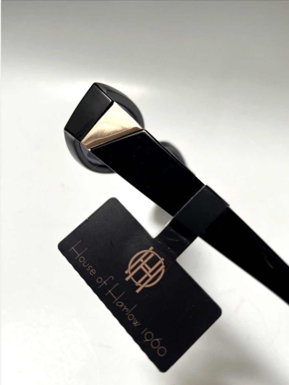 House of Harlow 1960 Slim Oval Sunglasses Acetate Black Gold Triangle NWT - Picture 5 of 7